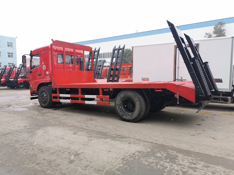 華神F5單橋平板車(chē)