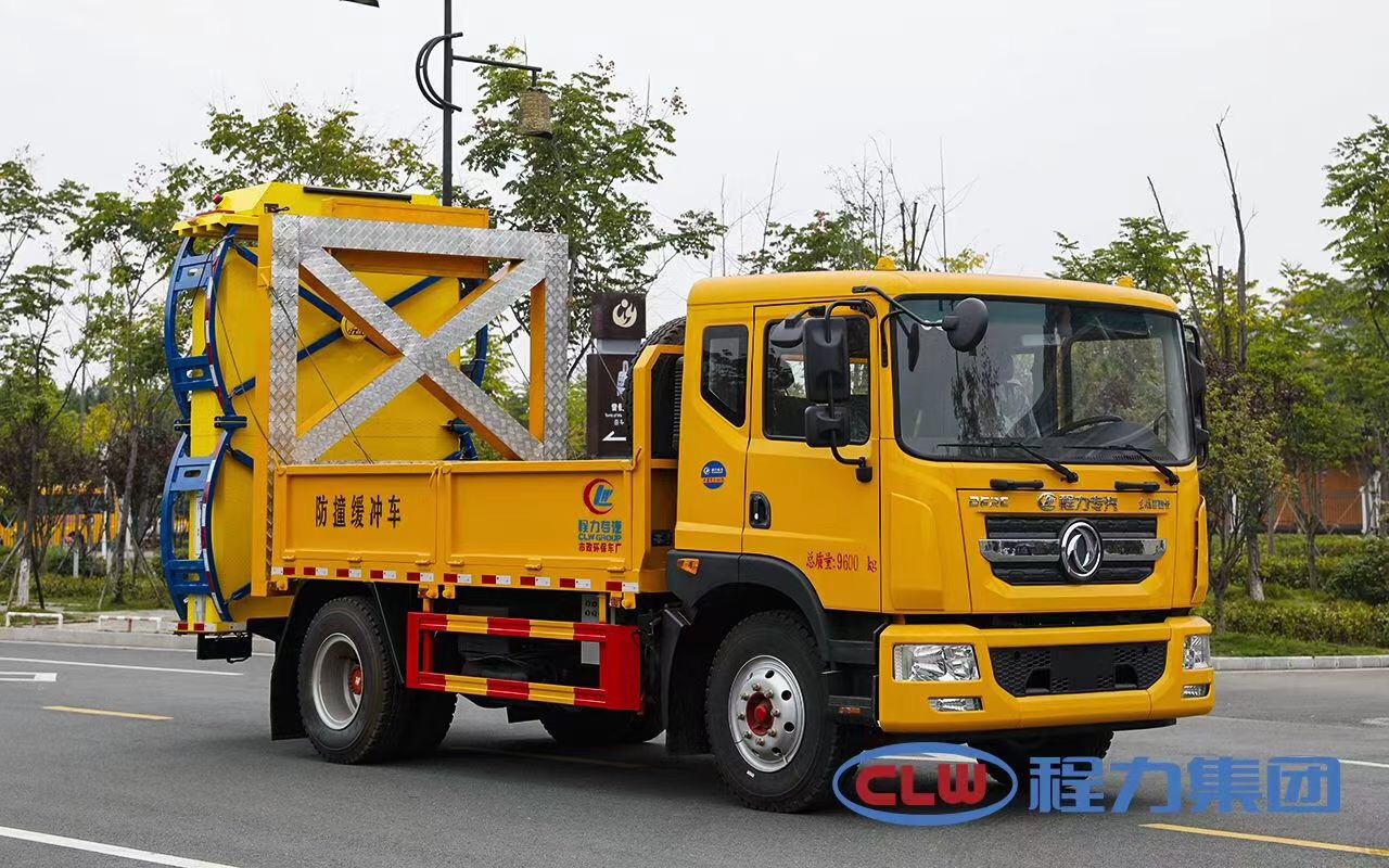 100K防撞緩沖車-程力東風(fēng)多利卡D9防撞緩沖車廠家價(jià)格