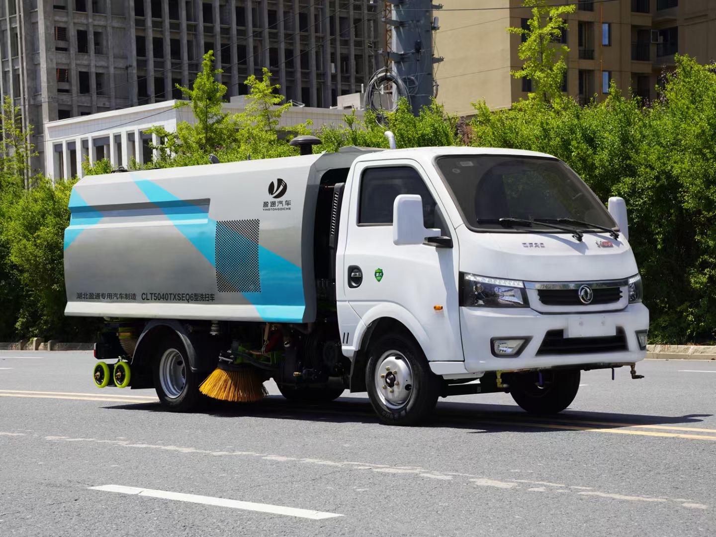 3方東風(fēng)途易洗掃車(chē) 盈通