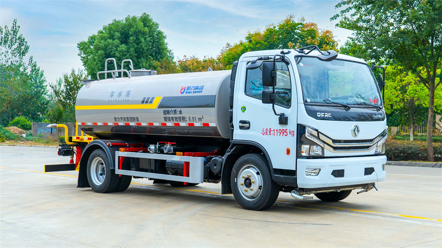 10方東風(fēng)多利卡灑水車(chē) 凱力新款做工